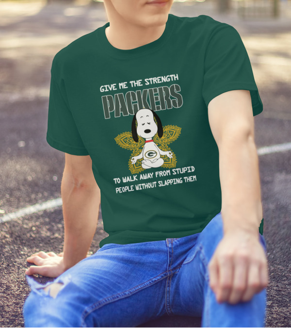Packers Snoopy Yoga Give Me The Strength To Walk Away From Stupid People Without Slapping Them T-Shirt