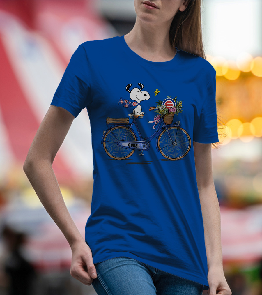 Chicago Cubs Snoopy On Bicycle With Flowers And Woodstock T-Shirt