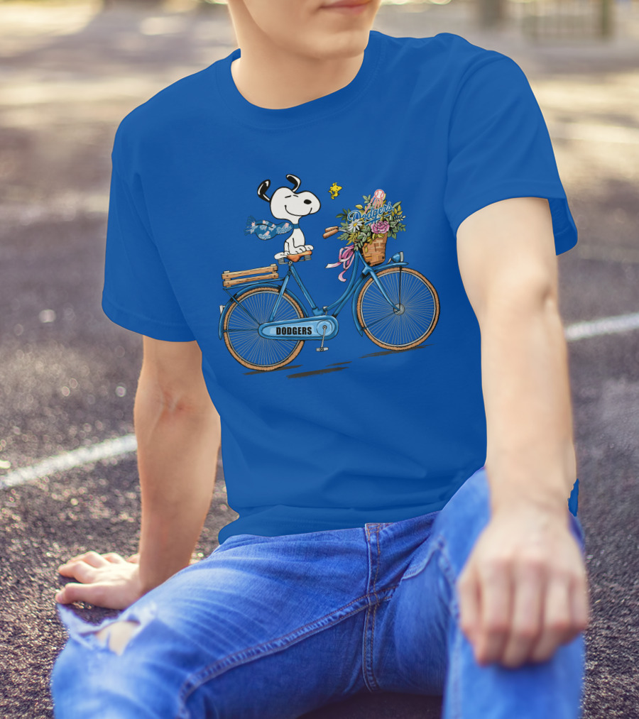 Los Angeles Dodgers Snoopy Riding Bicycle With Woodstock And Flowers T-Shirt