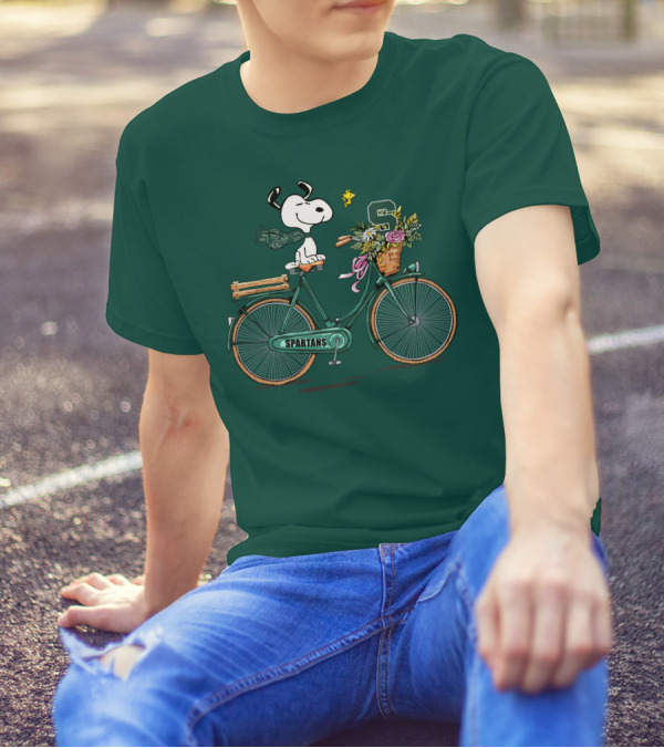 Michigan State Spartans Snoopy On Bicycle With Flowers T-Shirt