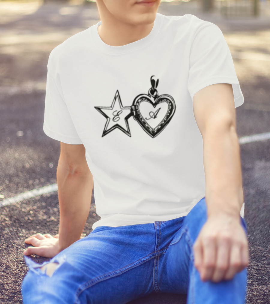 Eileen Alister The Locket Heart And Star Charm T-Shirt