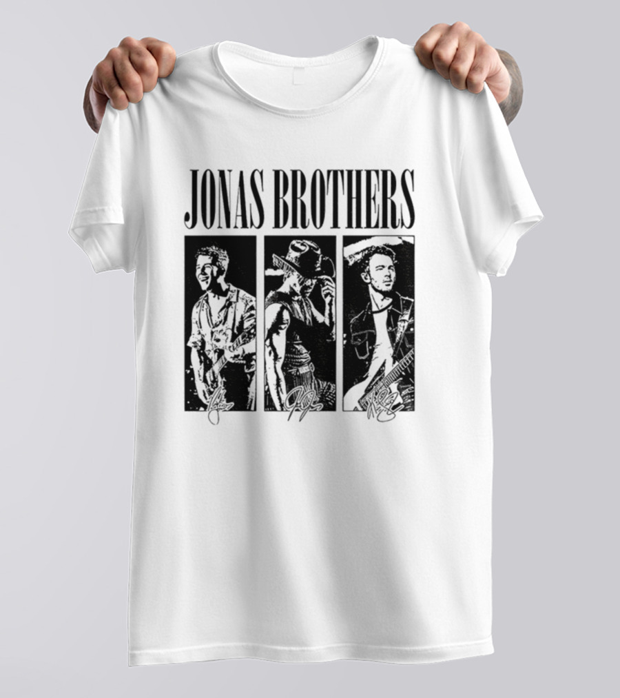 Jonas Brothers Vintage 90's Boy Band Signature Retro Style T-Shirt