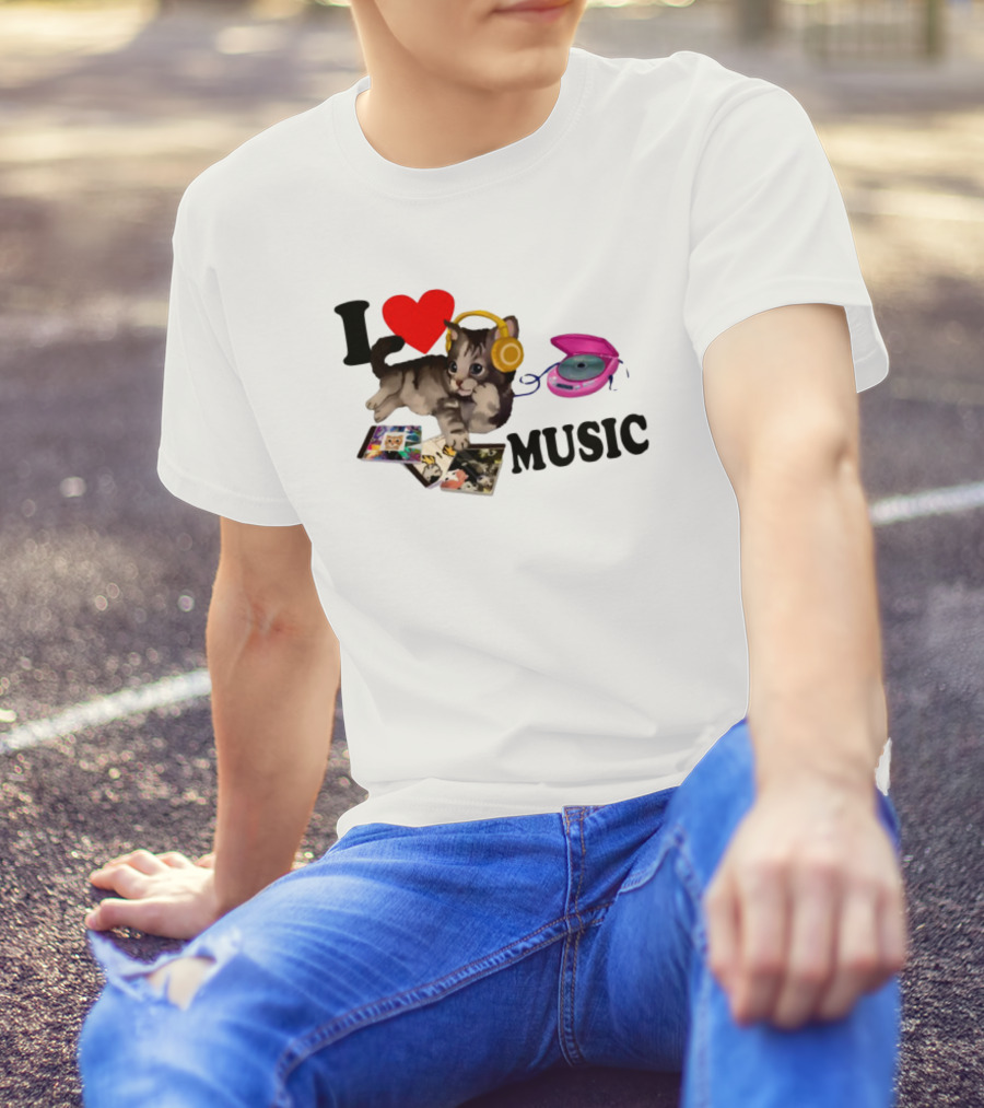 I Love Music Cat Headphones Portable CD Player Cute Cat Photos T-Shirt