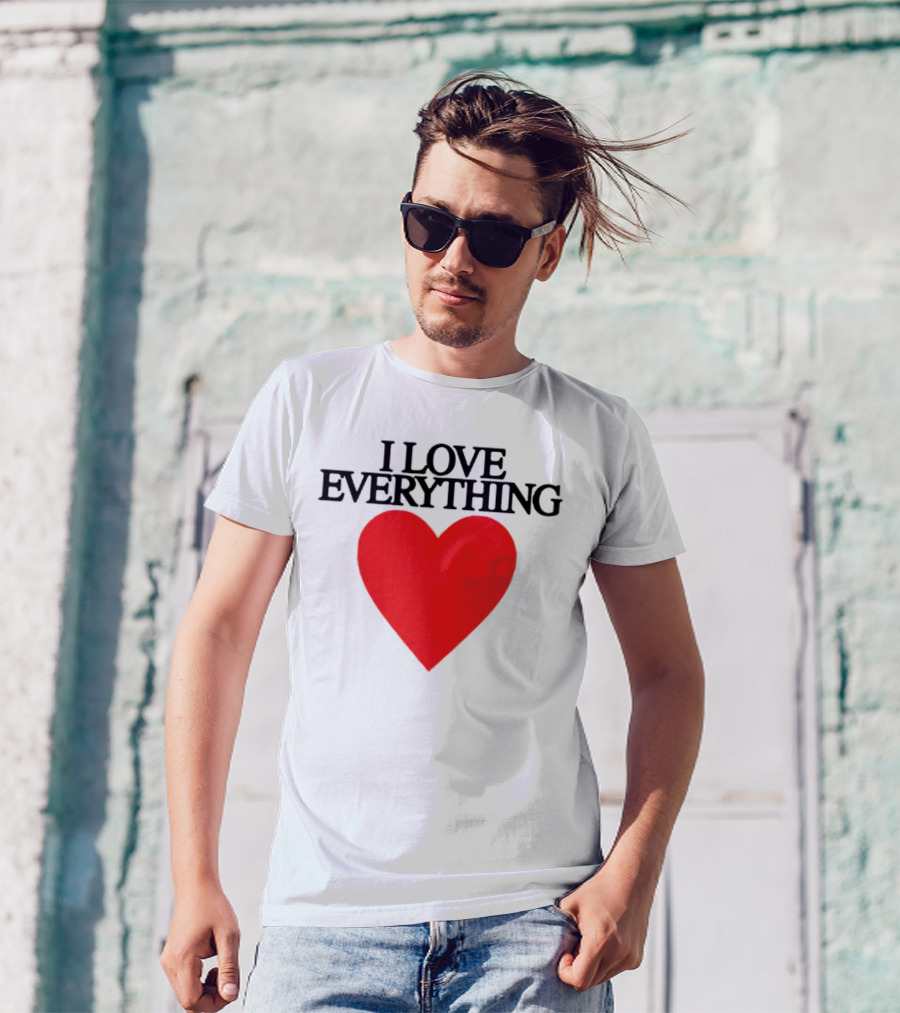 Mira Joyce I Love Everything Heart Red Graphic Style T-Shirt