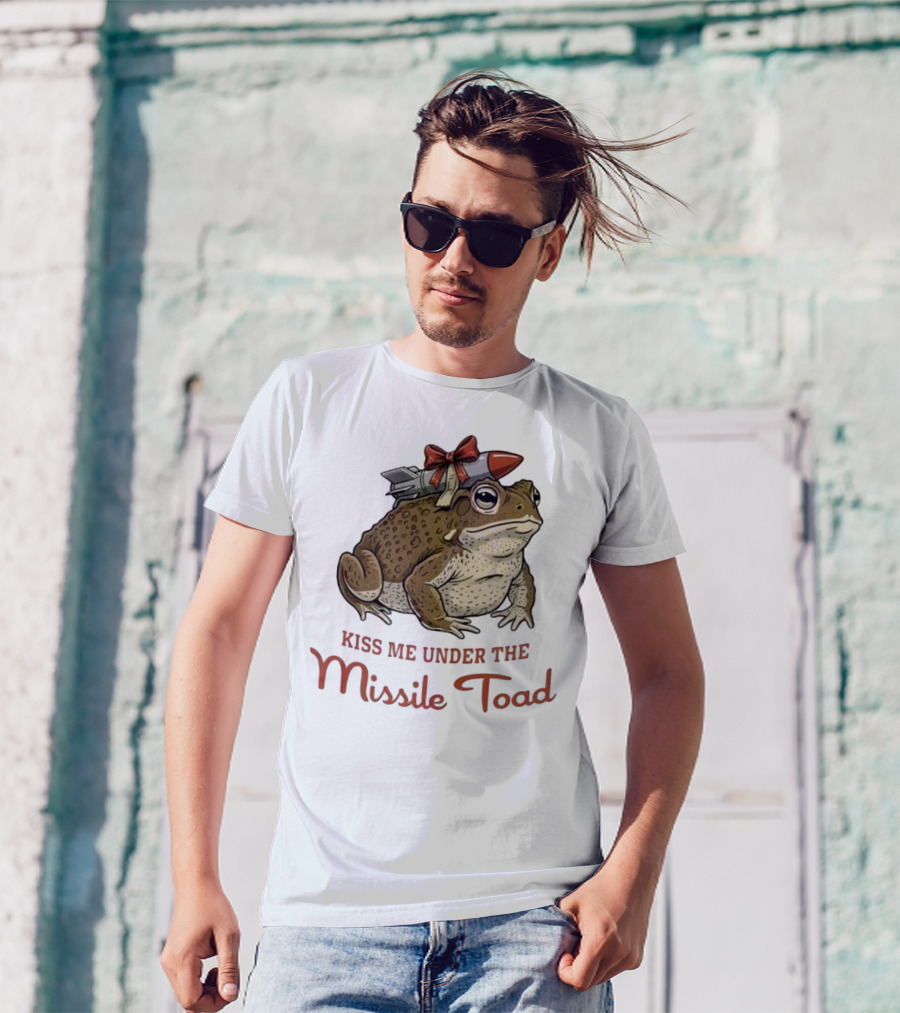 Kiss Me Under The Missile Toad Frog Christmas Holiday Joke T-Shirt