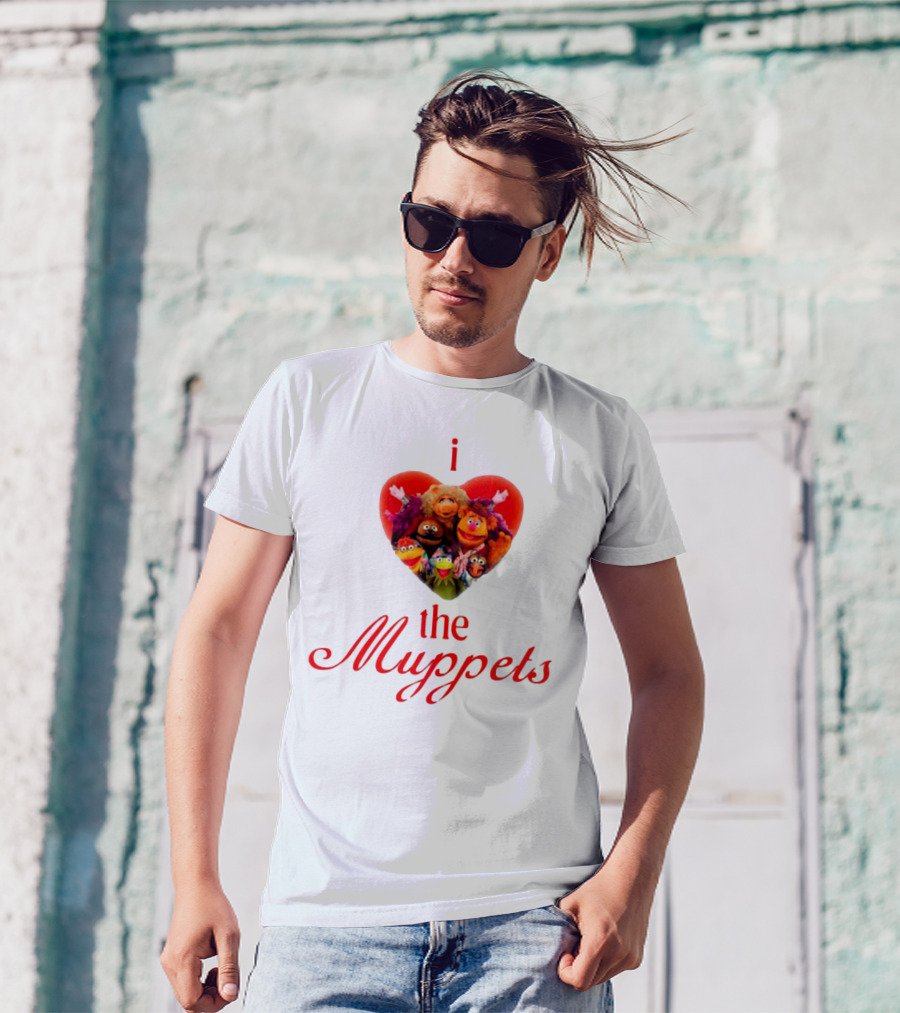 I Love The Muppets Characters Heart Group Image T-Shirt