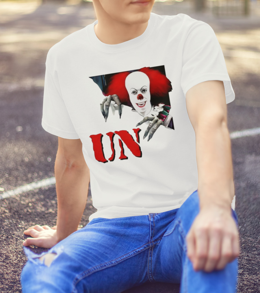 Pennywise The Dancing Clown Horror Movie Character UN T-Shirt