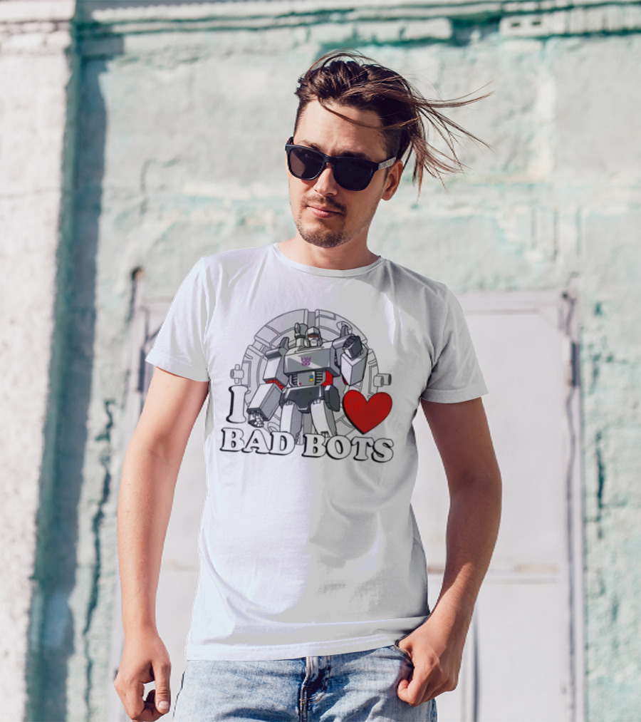 I Love Bad Bots Megatron Fan Favorite Retro 80s Style T-Shirt