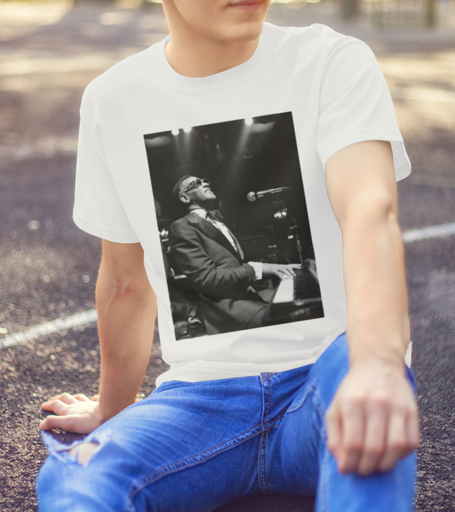 Ray Charles Live On Stage At The Piano In Black And White T-Shirt