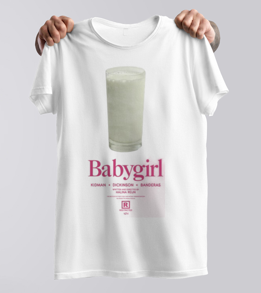Babygirl Milch Bleib Frisch Undendbar Kaputtbar Tinte Ozean T-Shirt