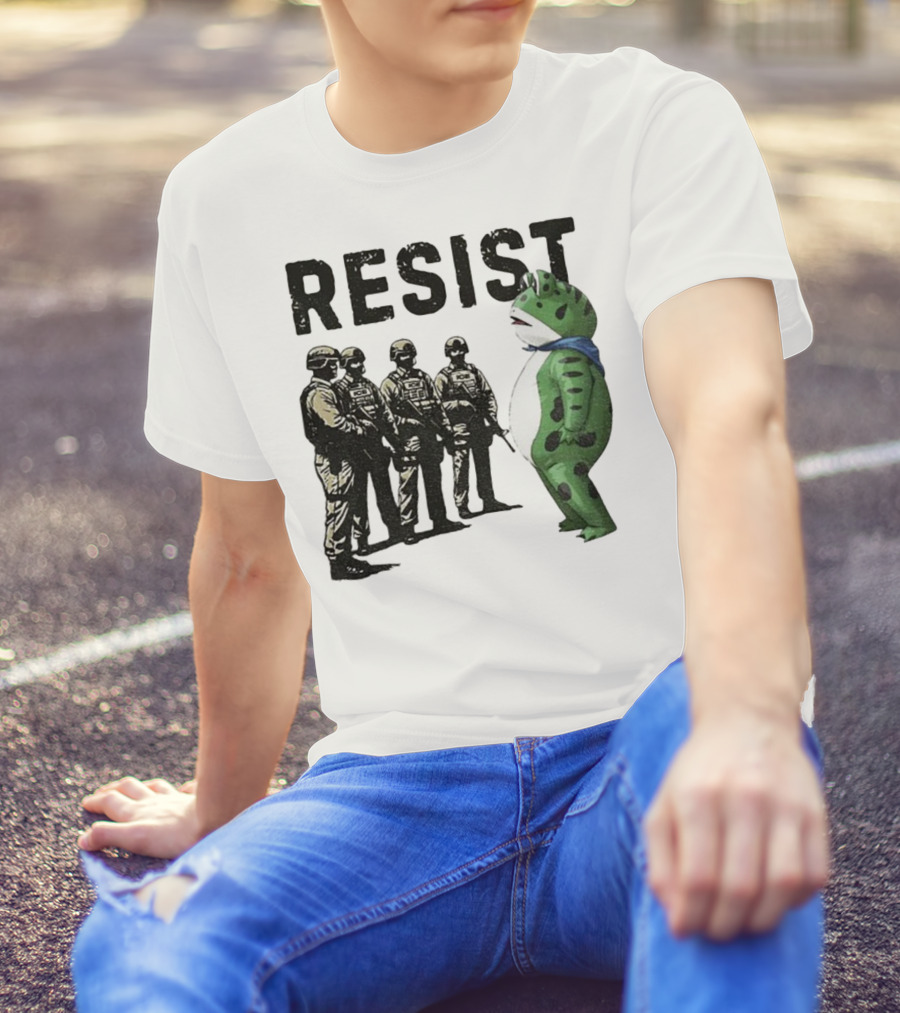 Portland Frog Resist Anti Fascism Anti Trump Protest Graphic T-Shirt