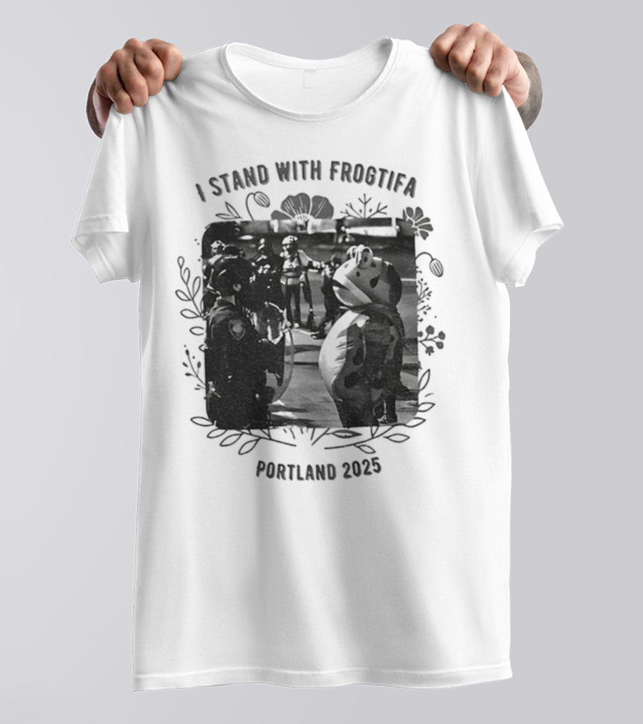 I Stand With Frogtifa Portland Frog Portland 2025 T-Shirt