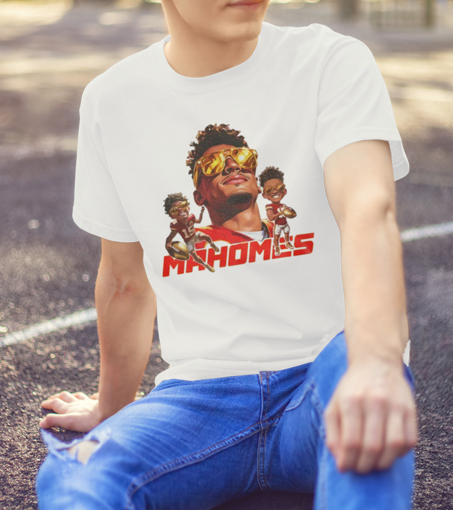Patrick Mahomes Kansas City Chiefs Football Player Caricature Mahomes 2025 T-Shirt