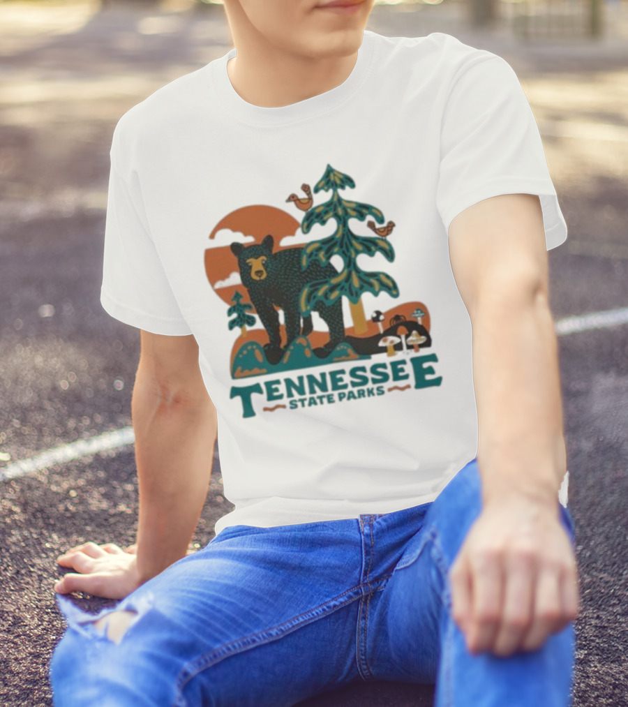 Tennessee State Parks Bear Nature Scene And Forest Wildlife T-Shirt