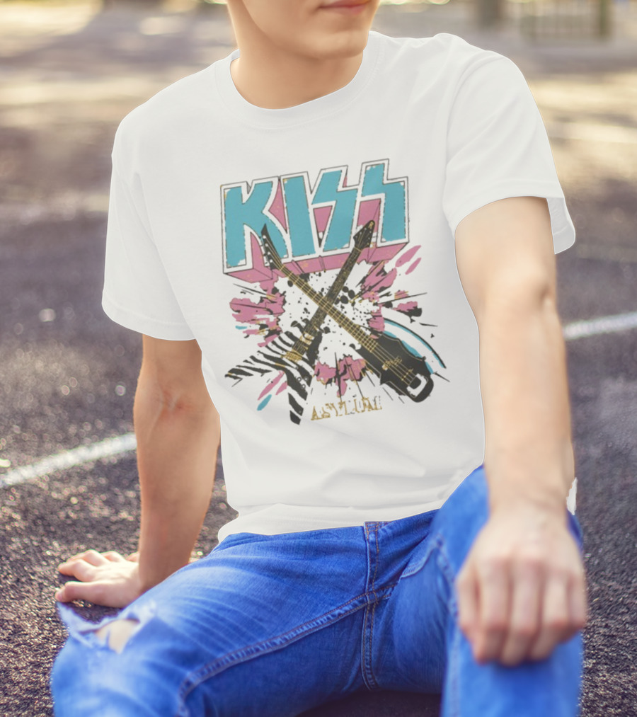 Kiss Asylum Crossed Guitars Burst Design T-Shirt