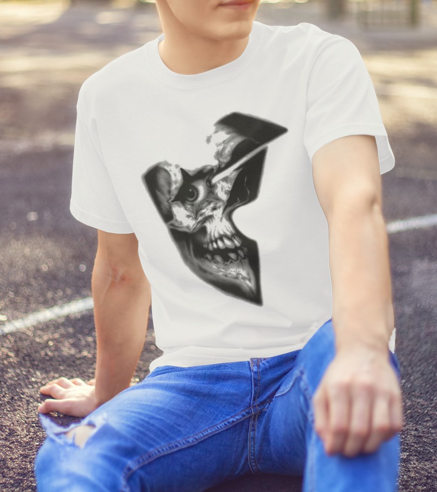 Famous Stars And Straps Skull Boh Iconic Symbol T-Shirt