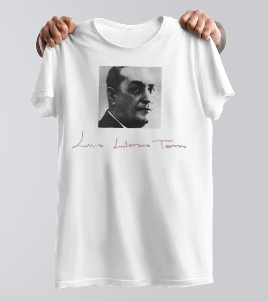 Debí Tirar Más Fotos En La Residencia Luis Llorens Torres T-Shirt