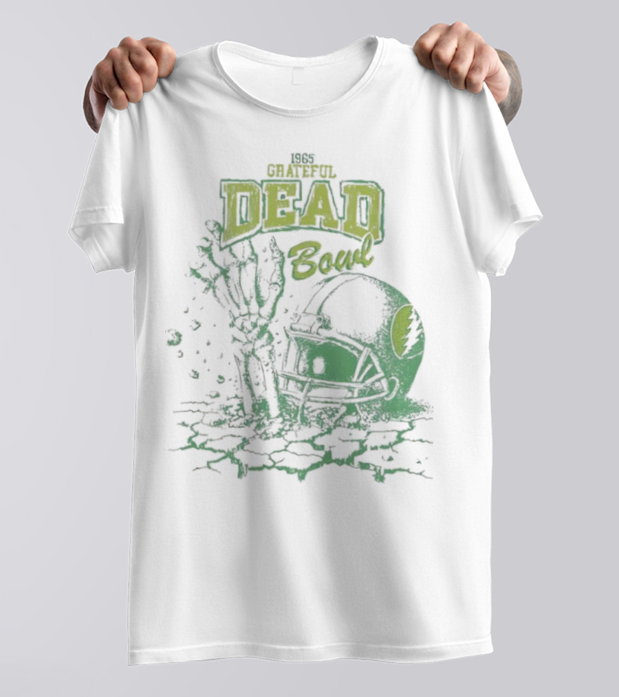 1965 Grateful Dead Boul Helmet Skeleton Hand T-Shirt