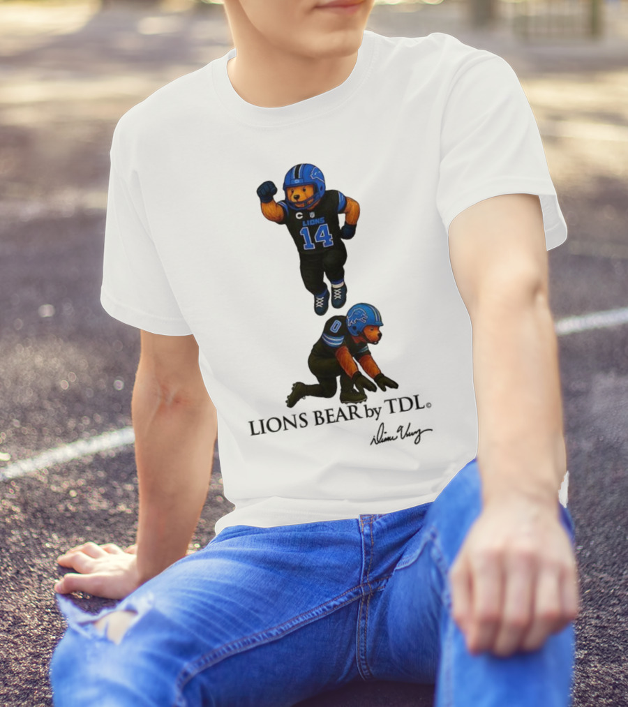 Amon-Ra St. Brown 14 Jahmyr Gibbs 0 Detroit Lions Bear Celebrating Football T-Shirt