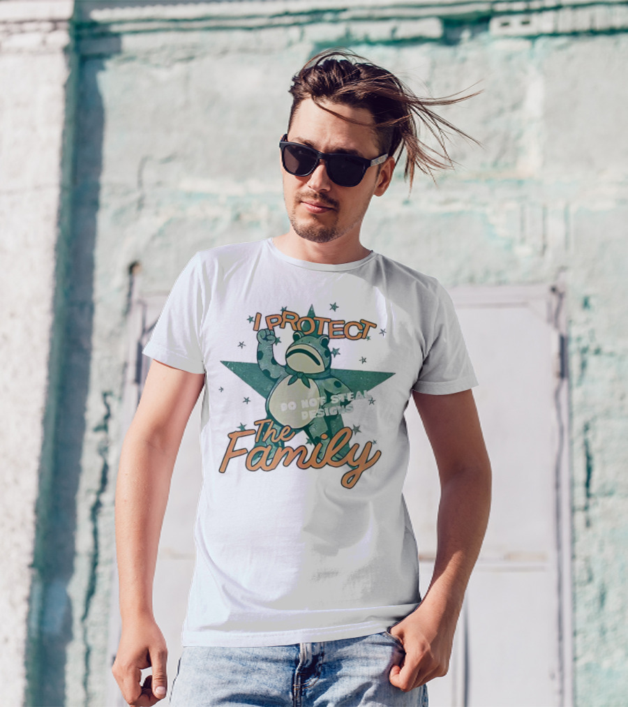 I Protect The Family Frog Star Meme T-Shirt