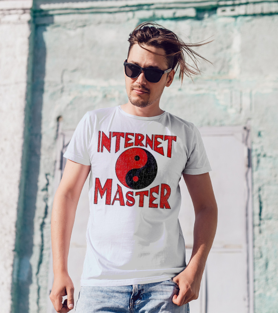 Internet Master Yin Yang Symbol Retro Design T-Shirt