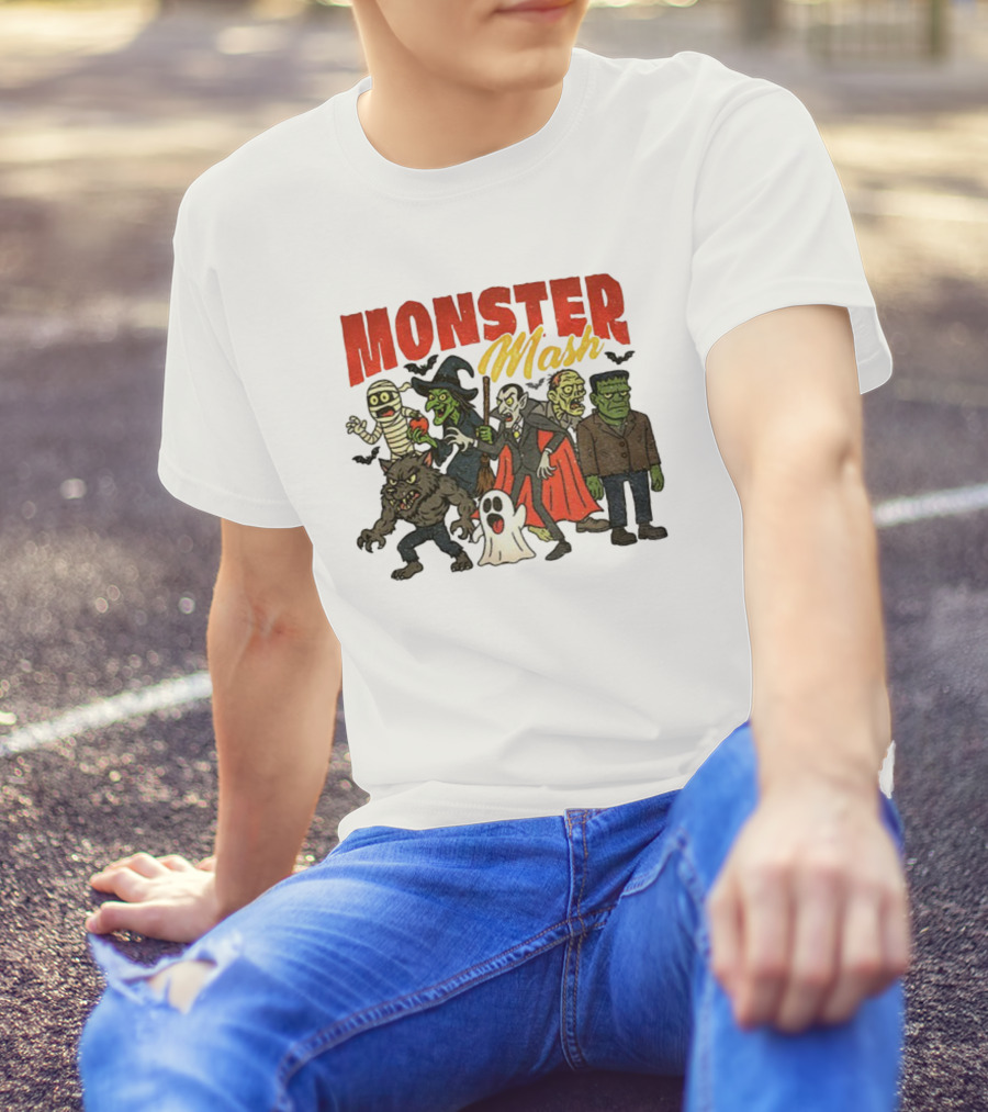 Monster Mash Vintage Horror Movie Vampire Monster Bash T-Shirt