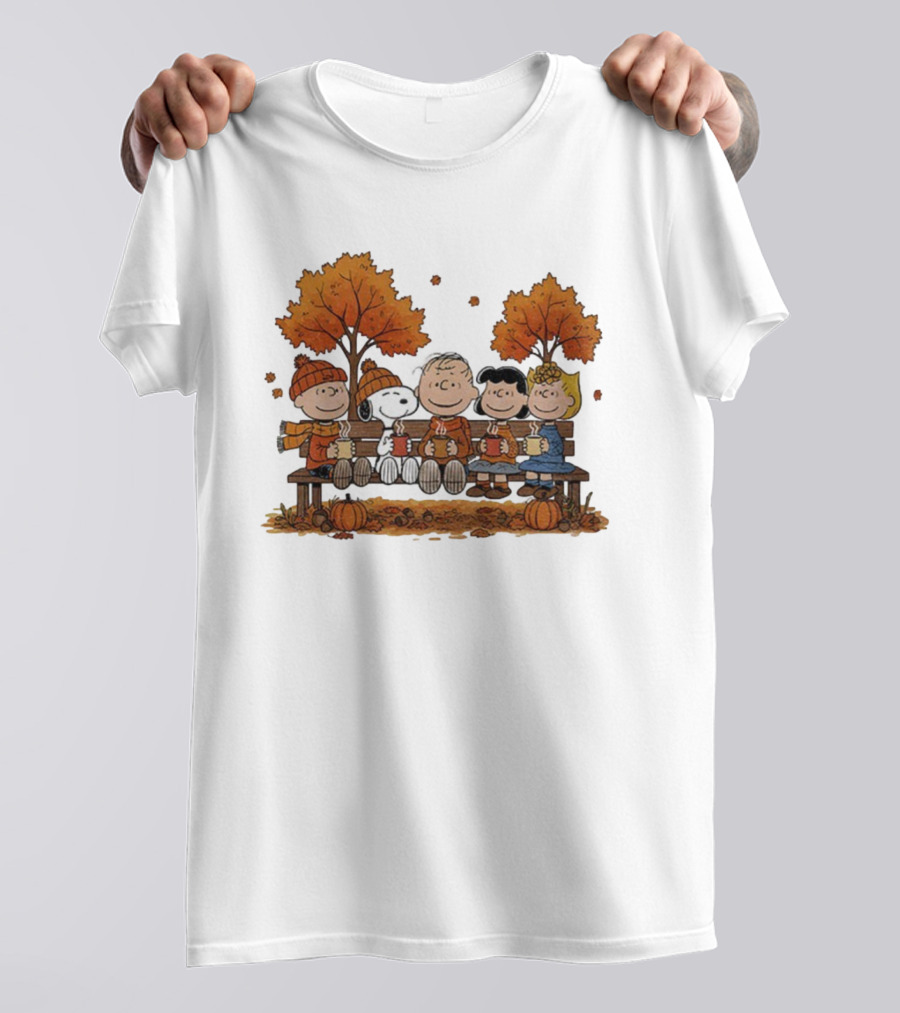 Snoopy Peanuts Friends Fall Autumn Thanksgiving Scene T-Shirt