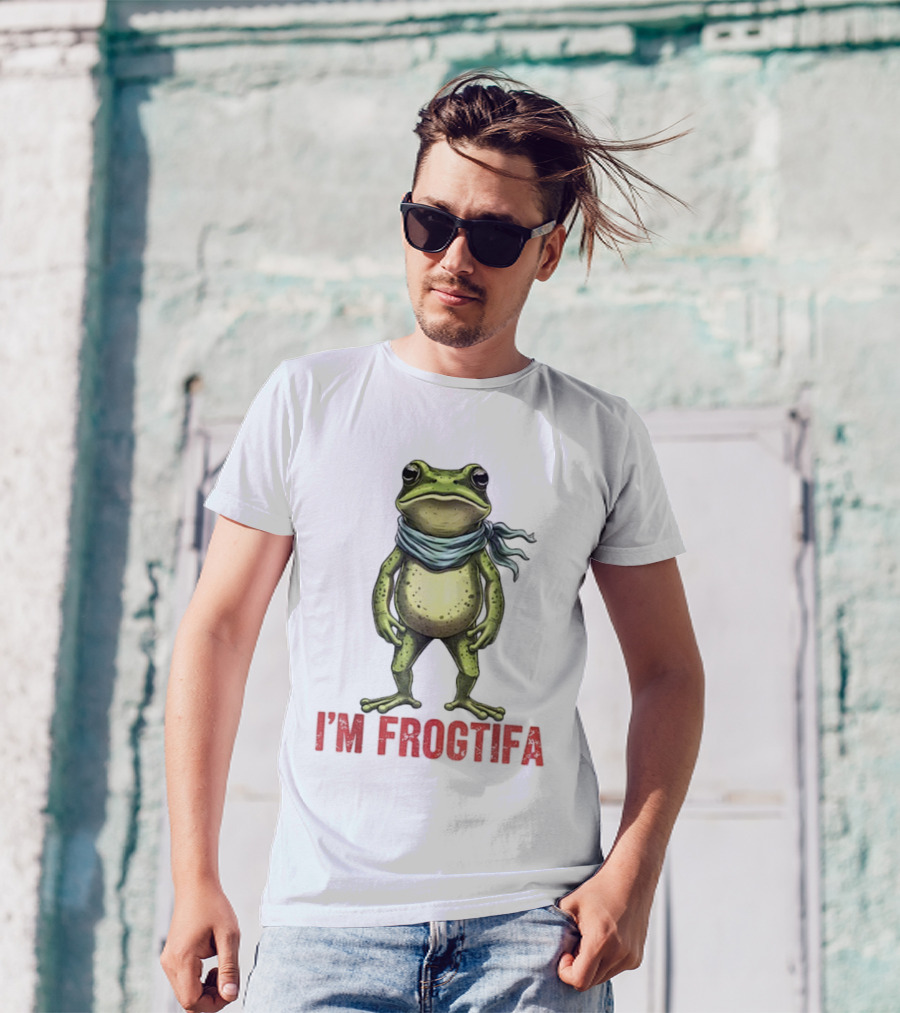 Portland Freedom Frog I’m Frogtifa Anti-ICE Resistance Scarf-Wearing Frog T-Shirt