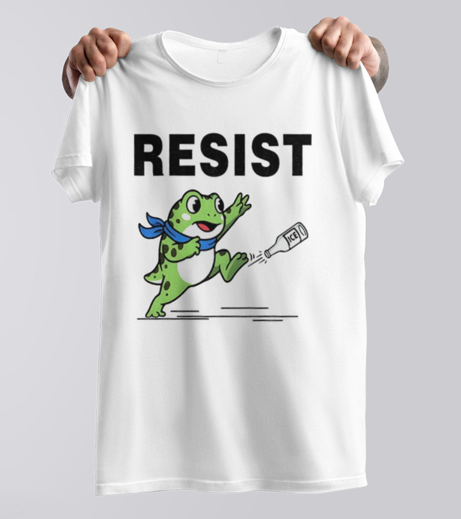 Portland Frog Resist Anti-ICE Protest Jumping Art T-Shirt