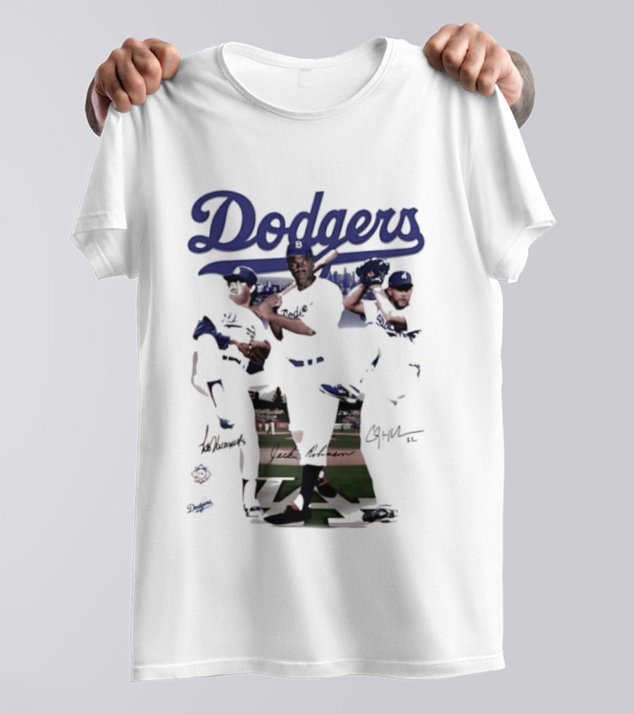 Los Angeles Dodgers Mookie Betts Steve Sax Clayton Kershaw Signatures Vintage Style T-Shirt