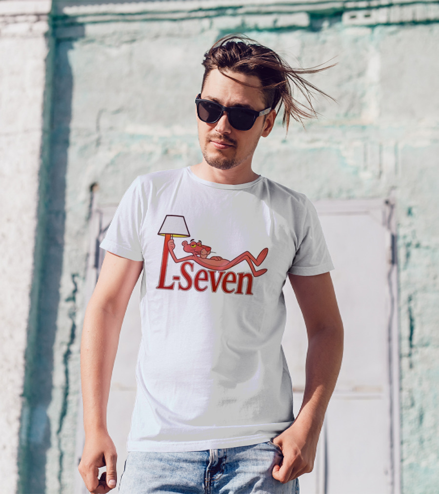 L-Seven Pink Panther Relaxing With Lamp Icon T-Shirt