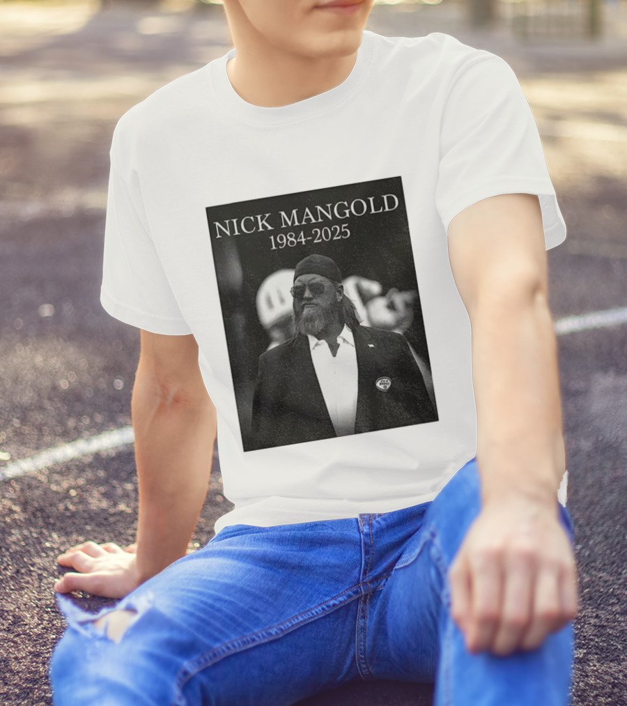 Nick Mangold 1984-2025 New York Jets NFL Vintage T-Shirt