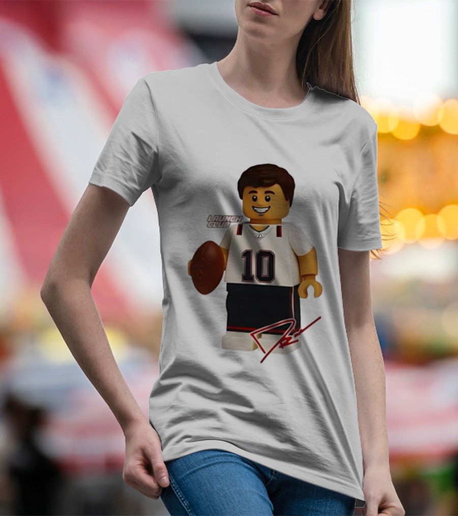 Tom Brady New England Patriots Lego Minifigure 10 Launch Club Signature T-Shirt