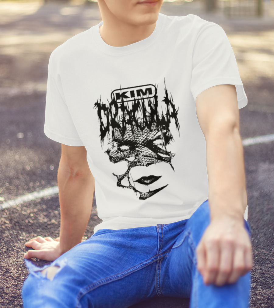 Kim Dracula Eye Lips Monochrome Design T-Shirt