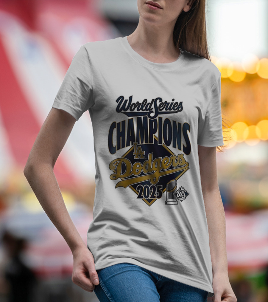 Los Angeles Dodgers 2025 World Series Champions Team Signature T-Shirt