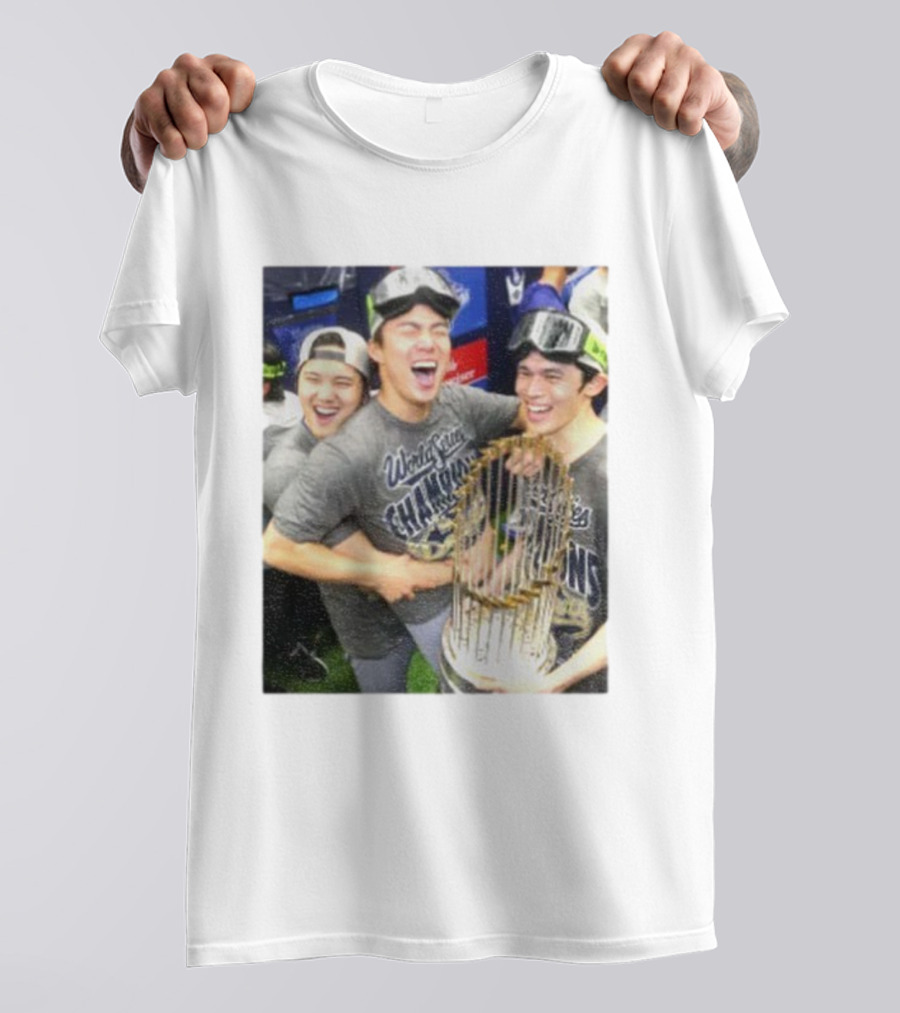 Los Angeles Dodgers World Series Champions 2025 Celebration Moment T-Shirt