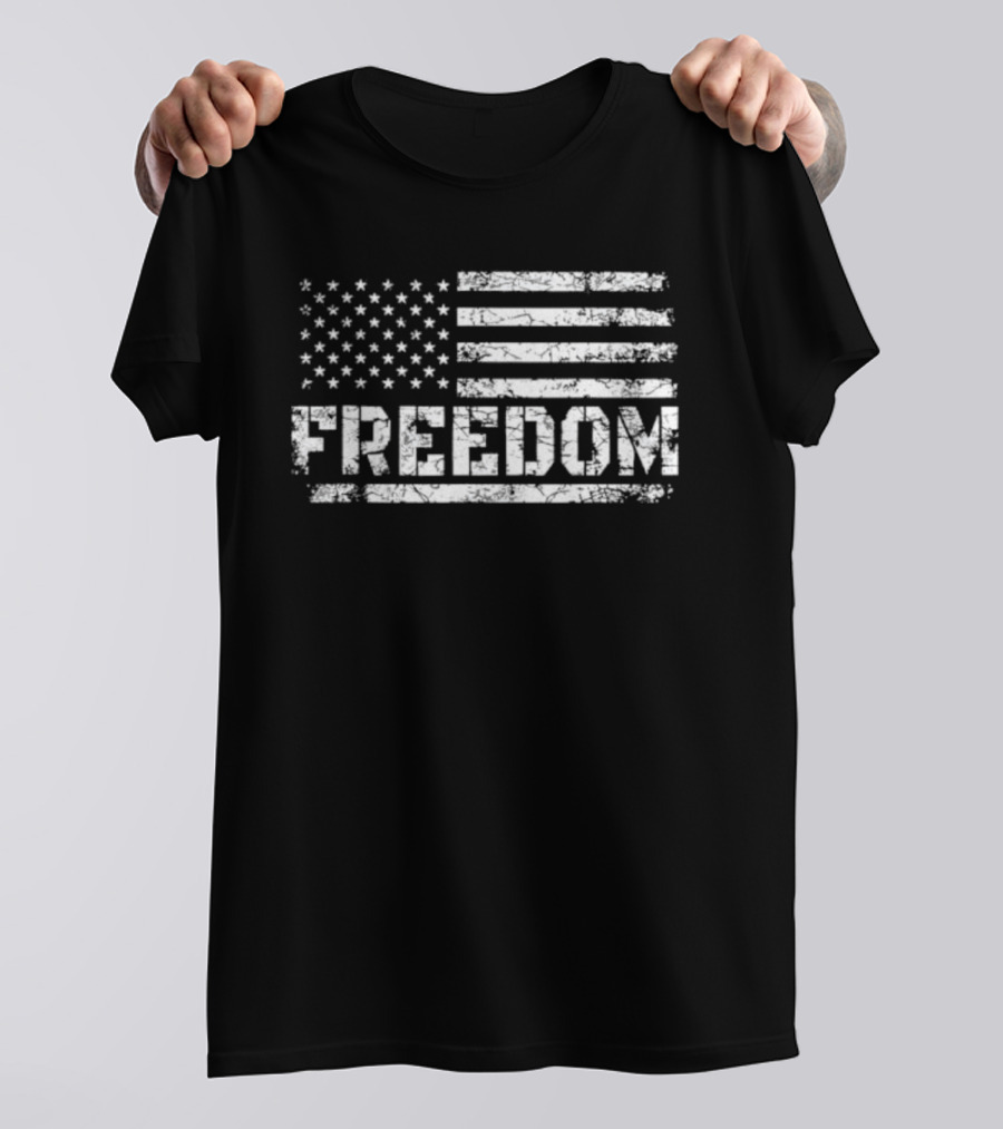 USA Flag Distressed Freedom Grunge Style T-Shirt