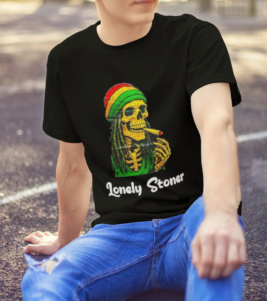 Lonely Stoner Dreadlocked Skull Smoking Rasta Colors T-Shirt