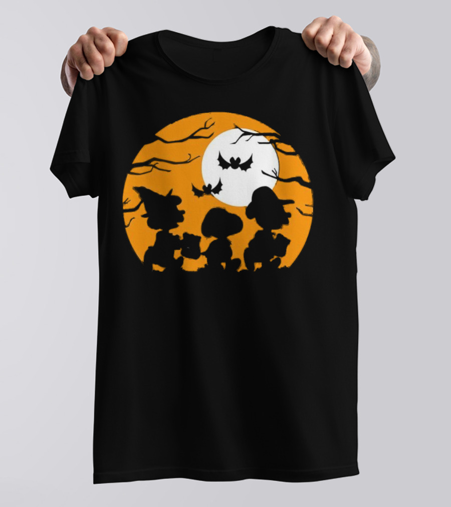 Great Pumpkin Charlie Brown Peanuts Trick Or Treat Halloween Moon Bat Silhouettes T-Shirt