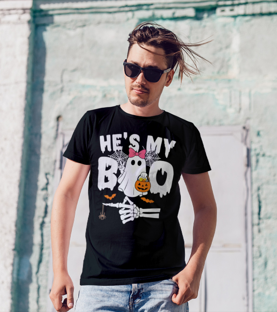 He’s My Boo Pink Bow Ghost With Pumpkin Candy Basket And Skeleton Hand Halloween T-Shirt