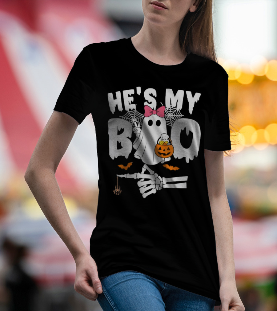 He’s My Boo Pink Bow Ghost With Pumpkin Candy Basket And Skeleton Hand Halloween T-Shirt