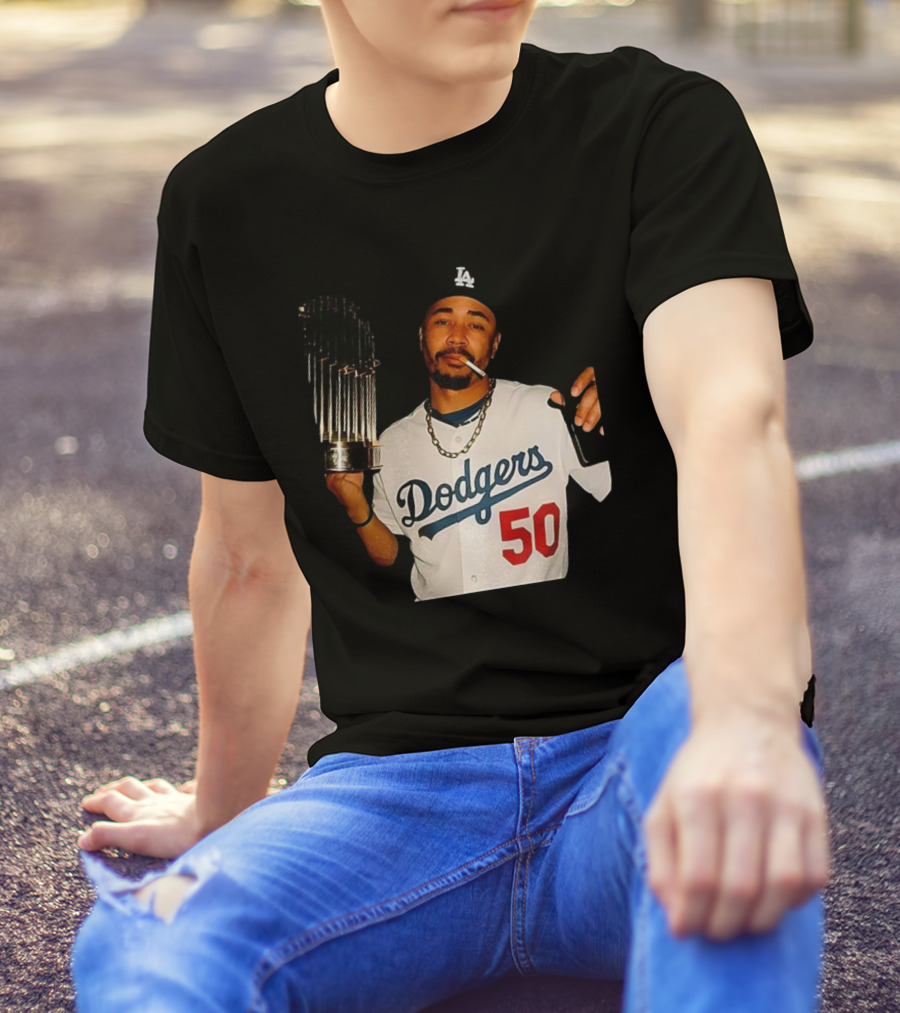 Mookie Betts Dodgers 2025 World Series Champions Celebration Smoking Topps T-Shirt