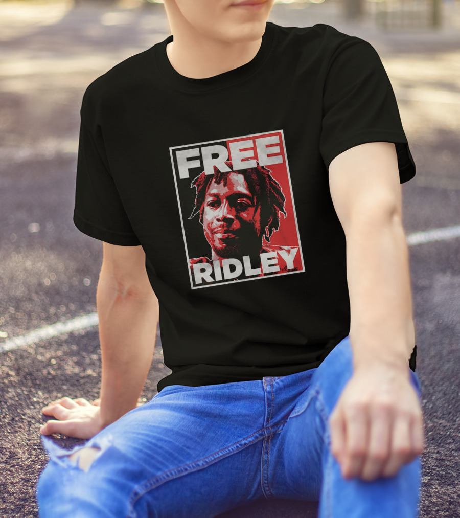 Free Ridley Poster Style Image With Text T-Shirt