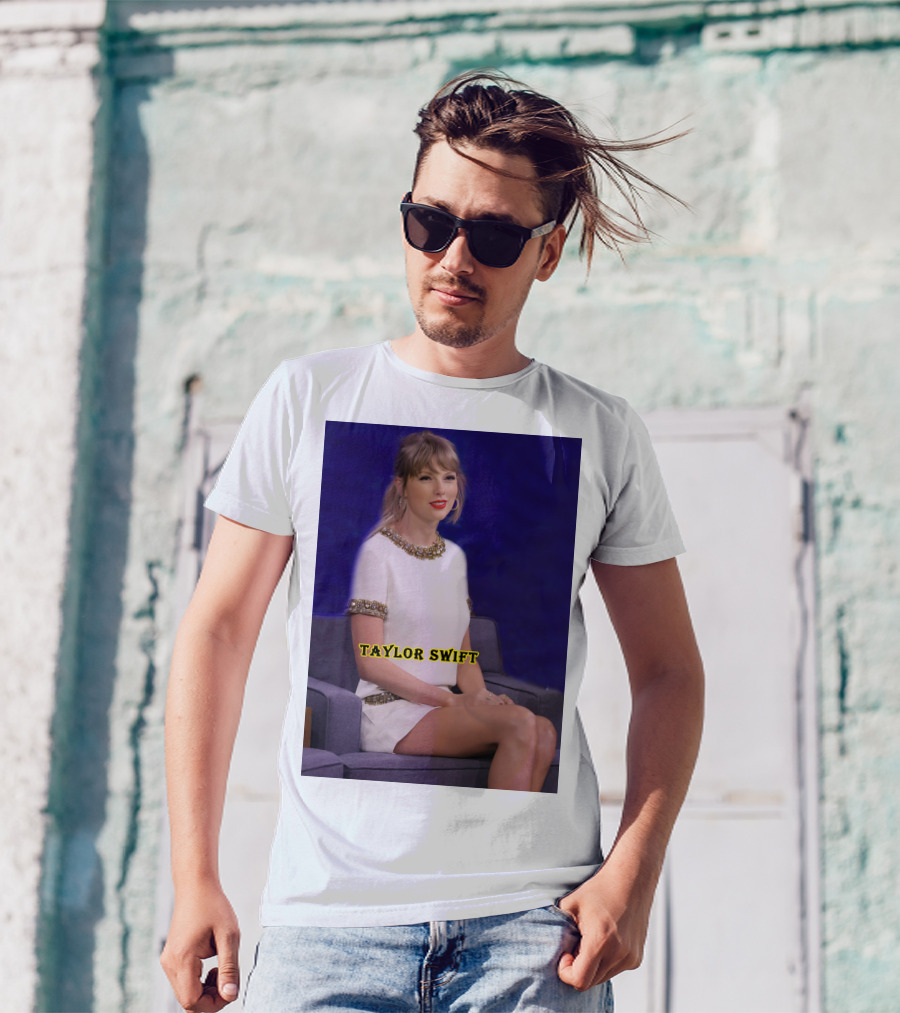 TAYLOR SWIFT Fans Theory About Actress In 10-Minute 'All Too Well' T-Shirt