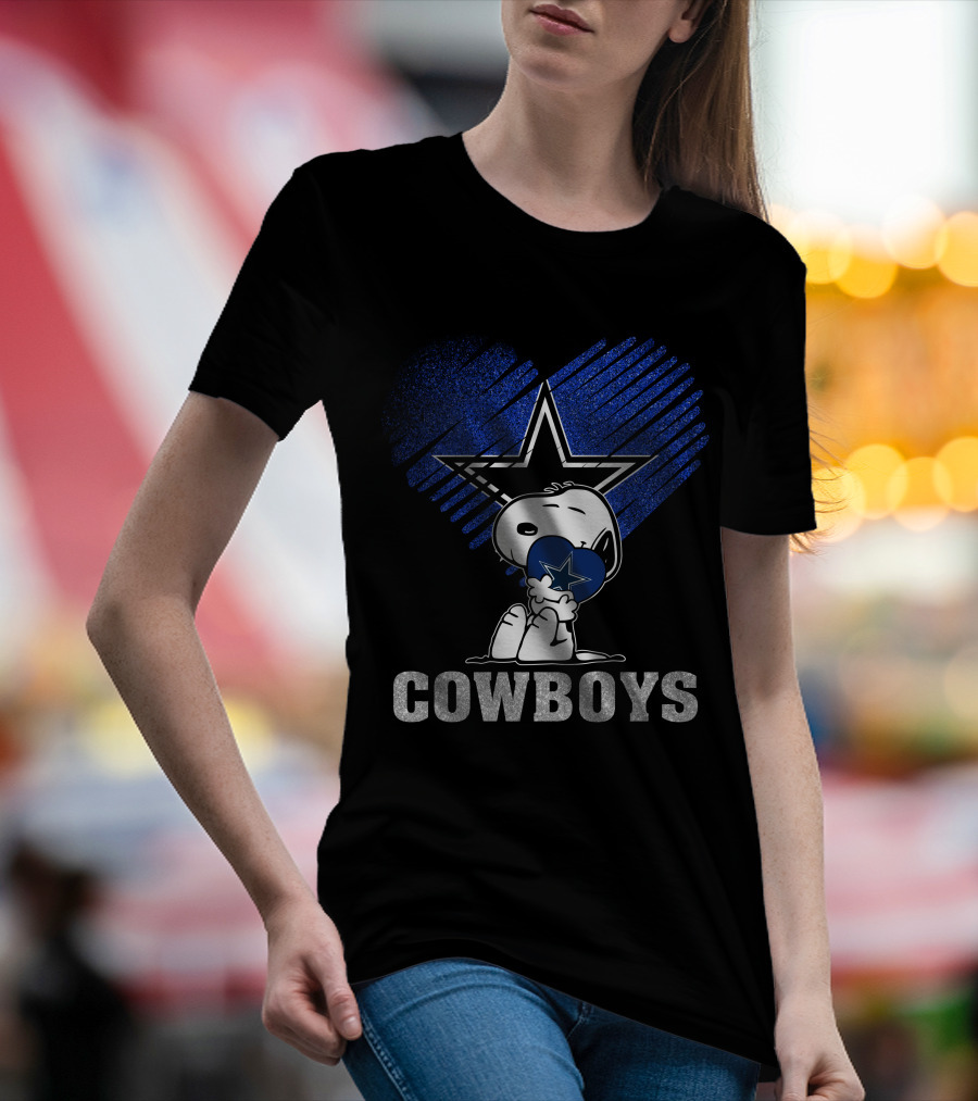 Snoopy Hugging Heart Dallas Cowboys Star T-Shirt