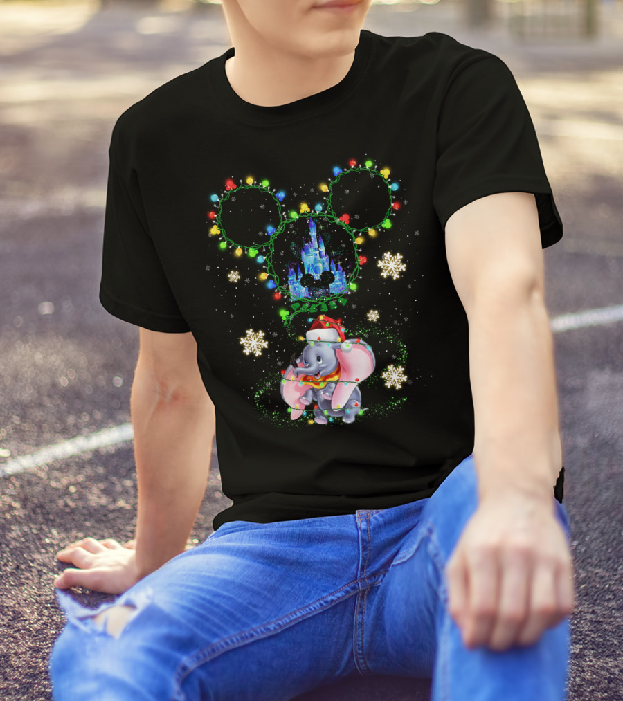 Christmas Dumbo With Castle And Mickey String Lights T-Shirt