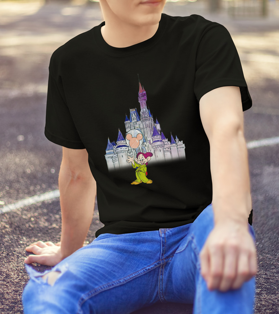 Dopey At Disney Castle With Mickey Balloon T-Shirt