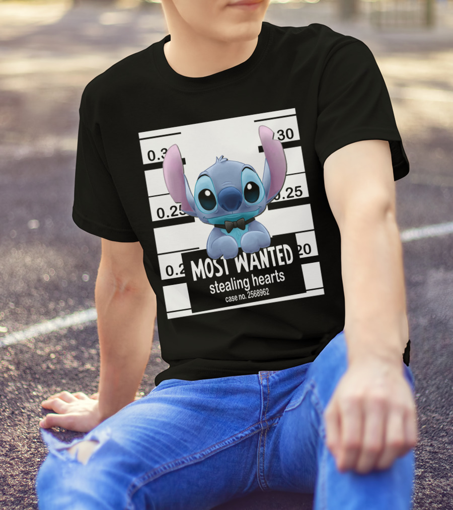 Most Wanted Stealing Hearts Alien Case No. 2568962 T-Shirt