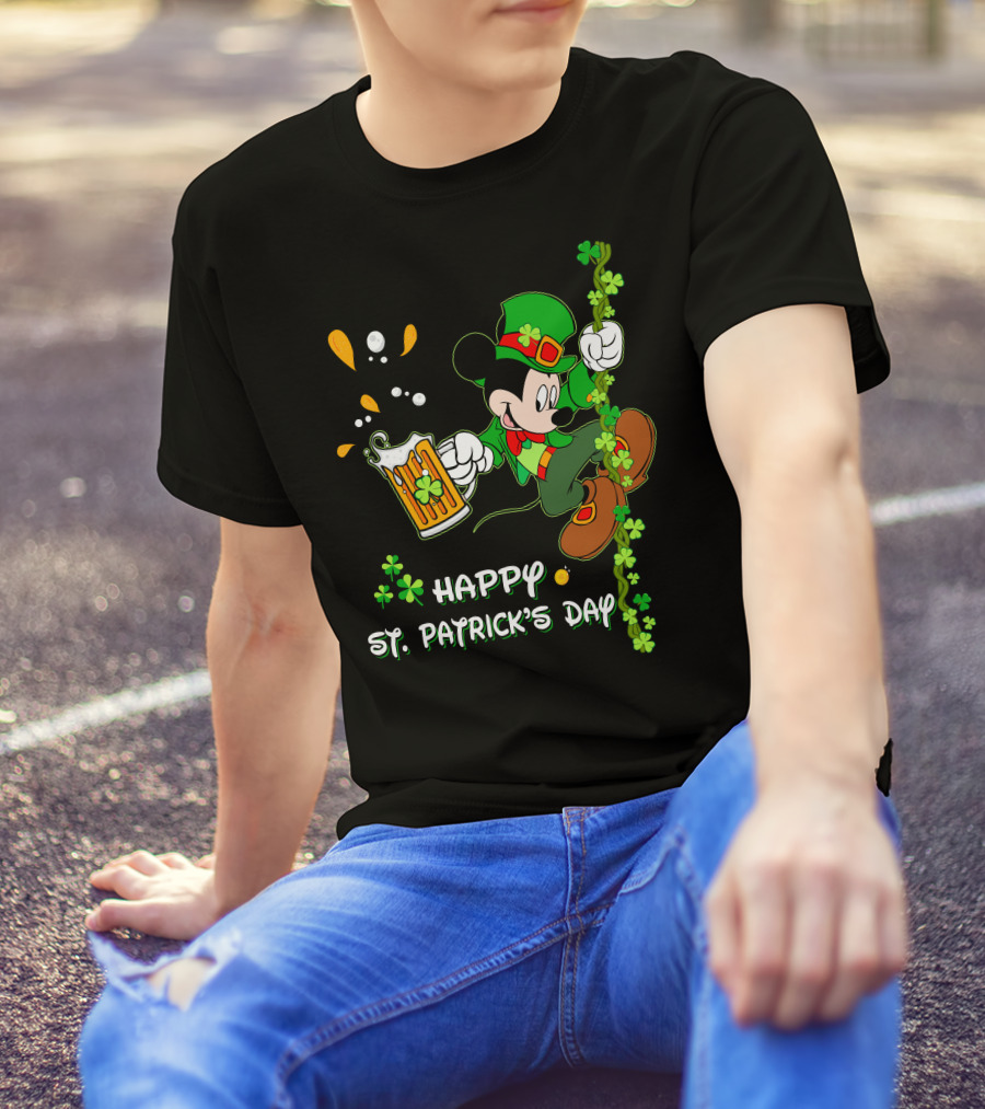 Happy St Patrick's Day Mickey Mouse Beer And Shamrocks Party T-Shirt
