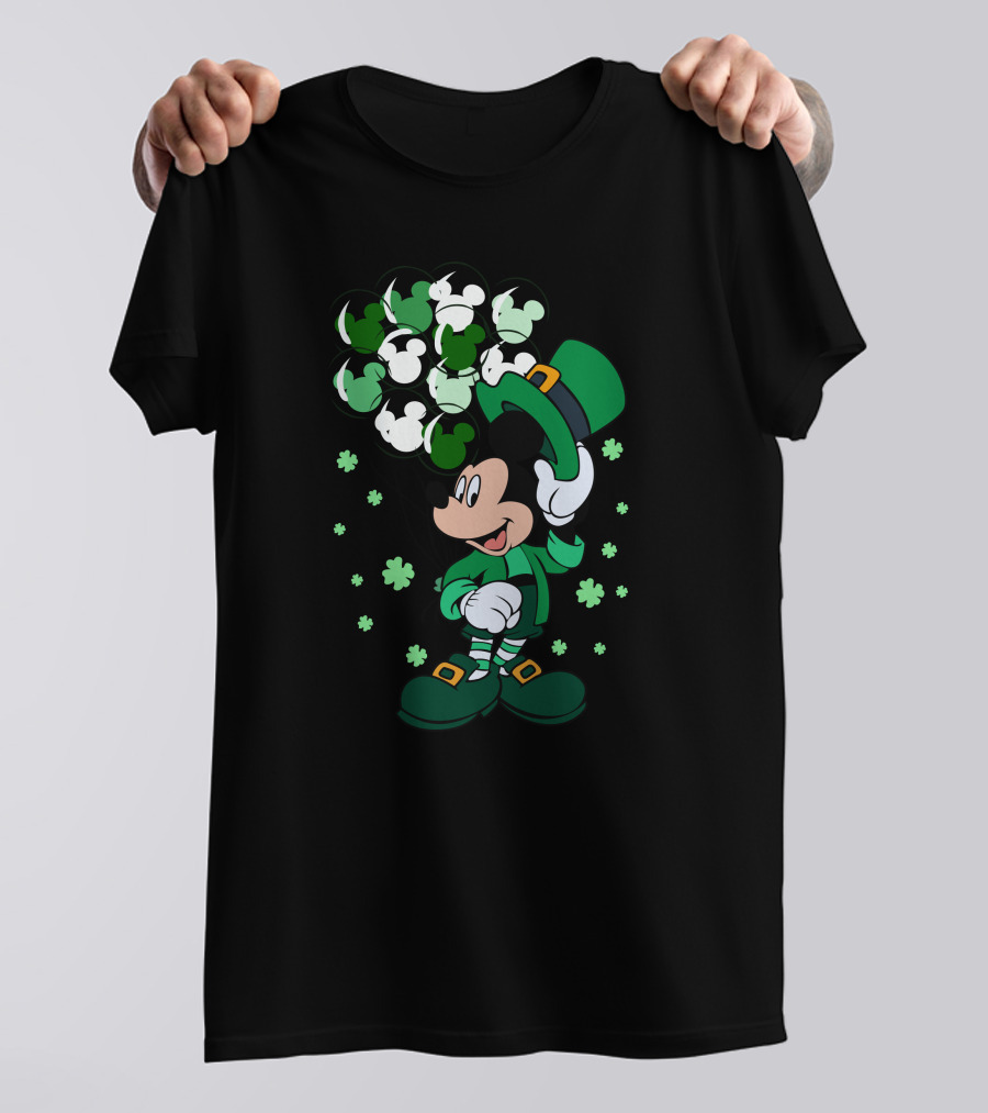 Mickey Mouse St Patrick's Day Celebration With Leprechaun Outfit And Shamrock Balloons T-Shirt